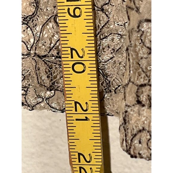 ISSI Medium Lace Top With Sheer Puff Sleeves  Back Zipper Neutral Beige & Black - Picture 11 of 12